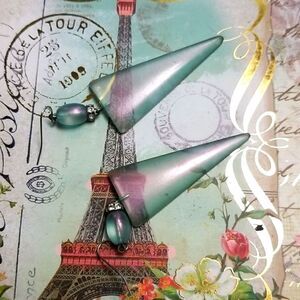 BEAUTIFUL EARRINGS!!! 